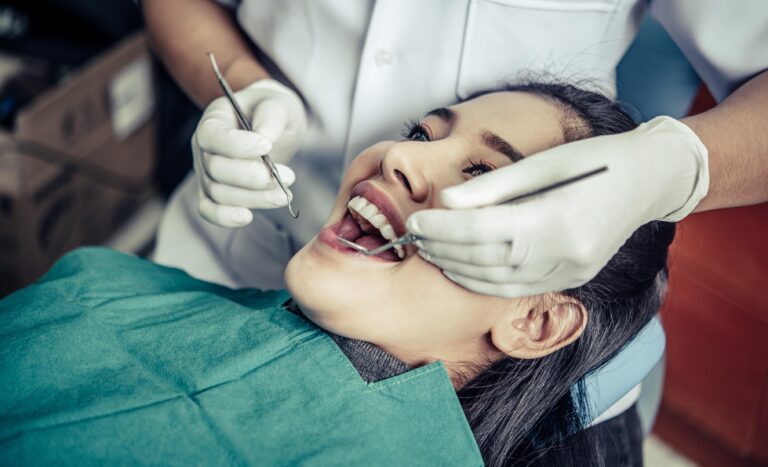 Best Dentist In South Delhi